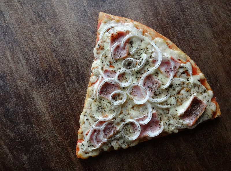 Hawaiian pizza pineapple ham apache
