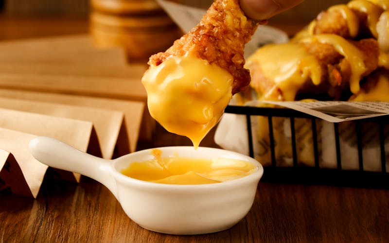Chicken wings side order apache pizza